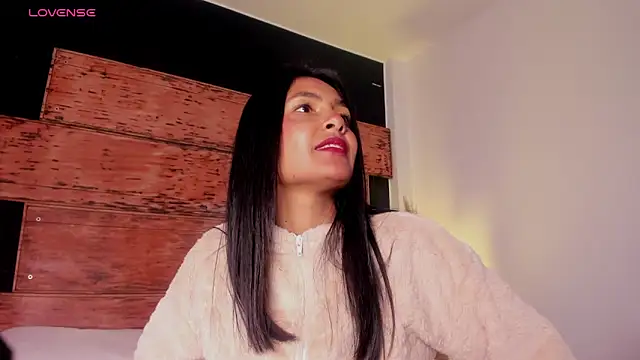 Fernanda liie  online show from June 20, 12:54 pm