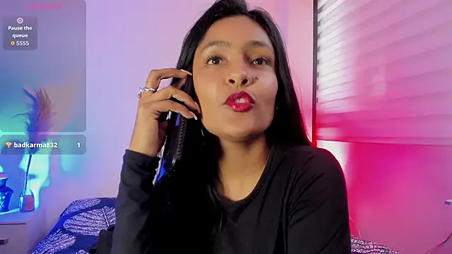 Fernanda liie  online show from April 25, 7:11 pm