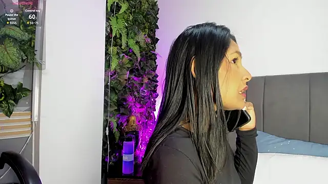 Fernanda liie  online show from March 13, 12:21 pm