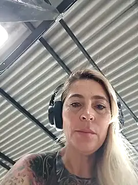 Sara Valkyri online show from March 21, 7:13 pm