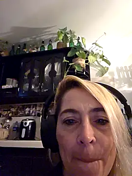 Sara Valkyri online show from September 13, 11:38 pm