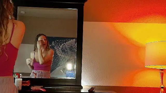 Snapshot of iamamandarose chatting on November 2, 3:17 pm iamamandarose online show from November 2, 3:17 pm