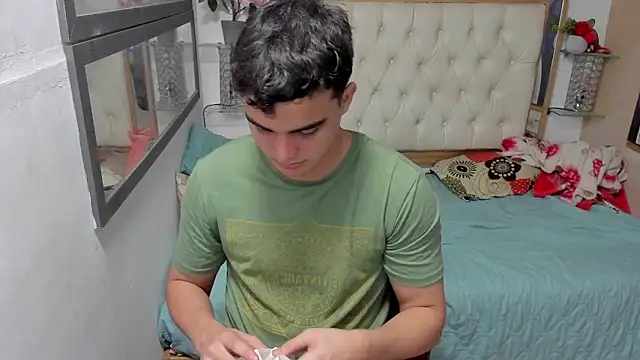 heiker  online show from November 8, 2:59 am