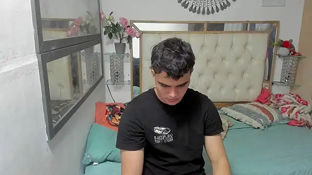 heiker  online show from October 30, 2:54 am