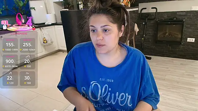 Layla- online show from May 8, 10:19 am
