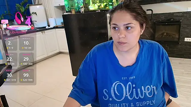 Layla- online show from May 14, 12:46 pm