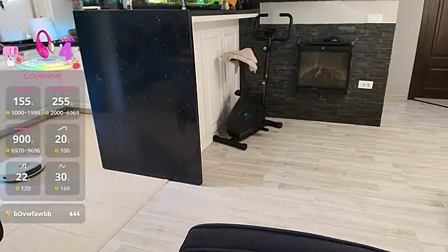 Layla- online show from May 9, 11:46 am
