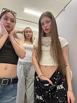 melicious  online show from April 3, 6:31 am