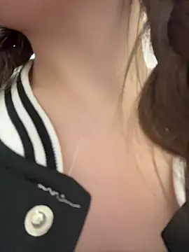 Snapshot of melicious_ chatting on January 7, 5:45 am melicious online show from January 7, 5:45 am