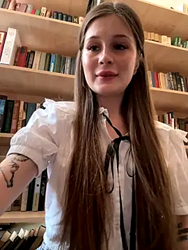 Snapshot of melicious_ chatting on October 5, 7:43 am melicious online show from October 5, 7:43 am