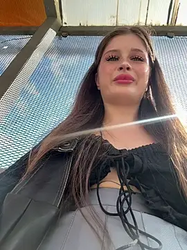 Snapshot of melicious_ chatting on September 10, 10:25 am melicious online show from September 10, 10:25 am