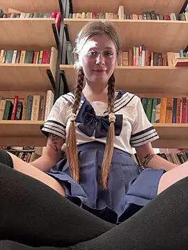 Snapshot of melicious_ chatting on October 18, 9:55 am melicious online show from October 18, 9:55 am