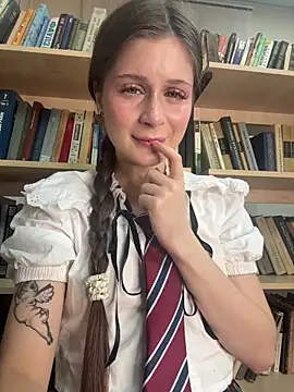 Snapshot of melicious_ chatting on December 21, 6:04 am melicious online show from December 21, 6:04 am