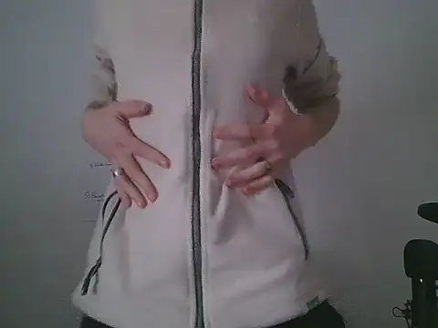 xy monkeyBigCock online show from April 2, 11:39 am