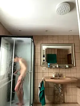 Snapshot of xy_monkeyBigCock chatting on January 6, 9:35 am xy monkeyBigCock online show from January 6, 9:35 am