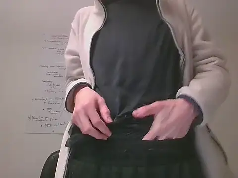 Snapshot of xy_monkeyBigCock chatting on March 2, 3:30 pm xy monkeyBigCock online show from March 2, 3:30 pm