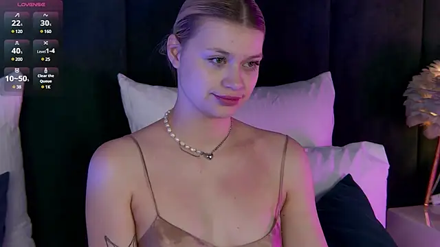 Polly Sparks online show from March 16, 10:11 am