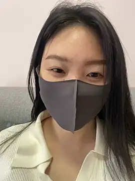 Snapshot of pangtouyubb chatting on March 21, 5:11 am pangtouyubb online show from March 21, 5:11 am