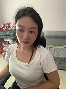 Snapshot of pangtouyubb chatting on July 11, 4:35 am pangtouyubb online show from July 11, 4:35 am