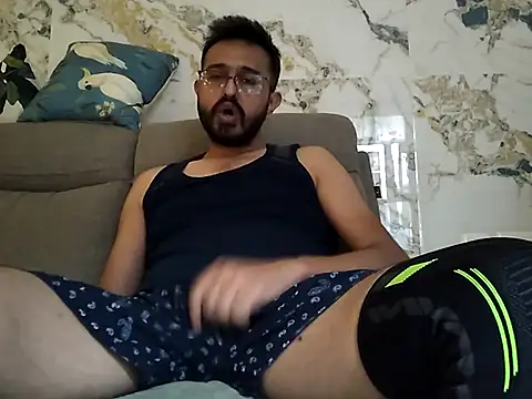 freakydesi online show from October 21, 5:40 am