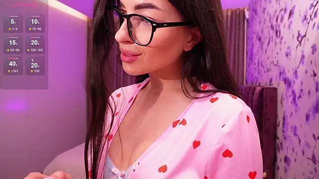 Snapshot of AnnettMonro chatting on February 28, 8:28 pm AnnettMonro online show from February 28, 8:28 pm
