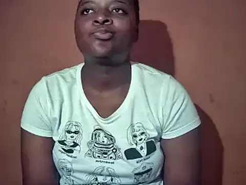 Snapshot of sexyhips2001 chatting on November 19, 8:31 pm sexyhips2001 online show from November 19, 8:31 pm