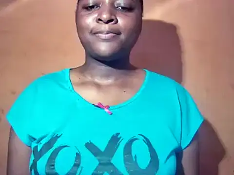 Snapshot of sexyhips2001 chatting on November 27, 10:32 pm sexyhips2001 online show from November 27, 10:32 pm