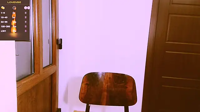 Snapshot of Alina_eve chatting on May 23, 7:35 pm Alina eve online show from May 23, 7:35 pm