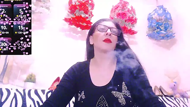 Snapshot of Alina_eve chatting on November 10, 6:51 am Alina eve online show from November 10, 6:51 am