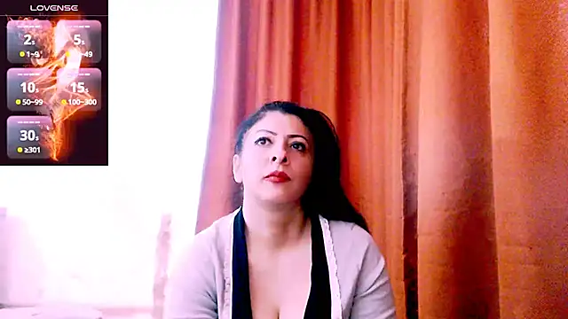 Snapshot of Alina_eve chatting on October 22, 7:19 am Alina eve online show from October 22, 7:19 am