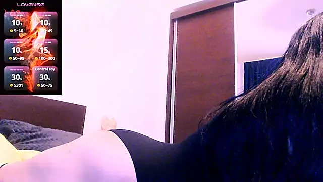 Snapshot of Alina_eve chatting on November 30, 8:26 am Alina eve online show from November 30, 8:26 am