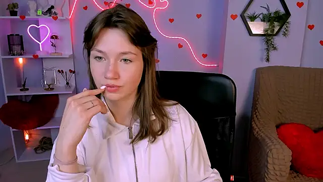 helli belli online show from February 11, 7:47 pm