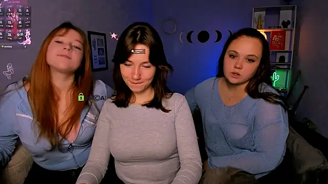 Snapshot of helli_belli chatting on October 6, 7:25 pm helli belli online show from October 6, 7:25 pm