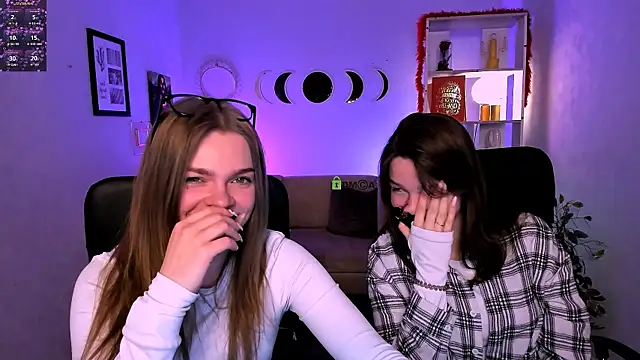 helli belli online show from April 15, 7:40 pm