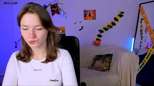 helli belli online show from October 24, 7:13 pm