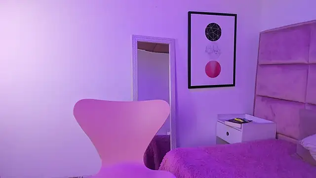 Marianna Ray  online show from March 11, 12:50 pm