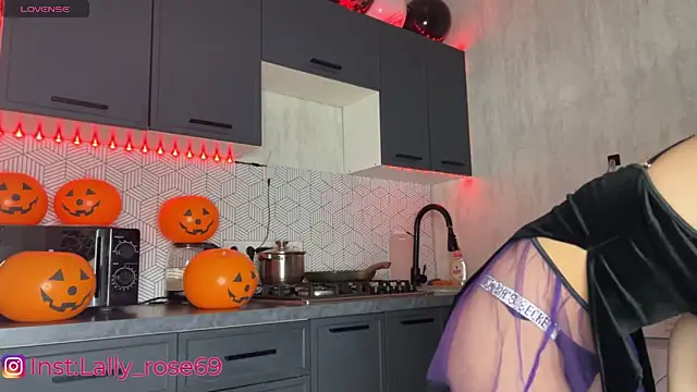 LallyRose69 online show from October 24, 9:47 pm