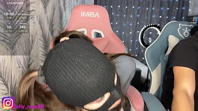 Snapshot of LallyRose69 chatting on January 13, 9:13 am LallyRose69 online show from January 13, 9:13 am