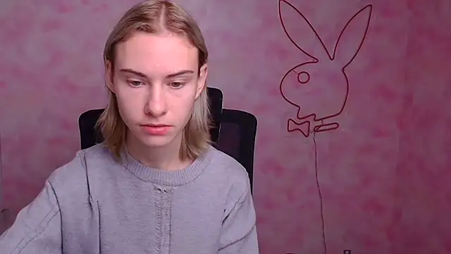 Fiona Night online show from October 25, 5:28 am