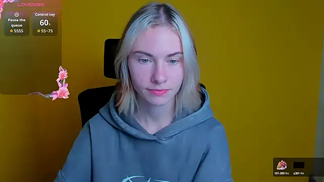 Fiona Night online show from October 8, 5:57 pm