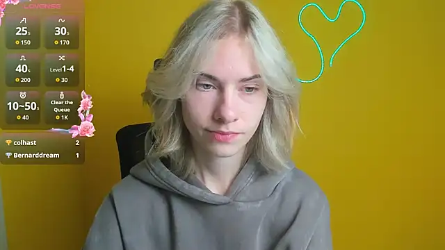 Fiona Night online show from October 22, 5:18 am