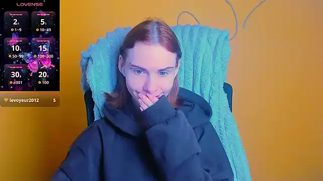 Fiona Night online show from April 11, 5:37 am