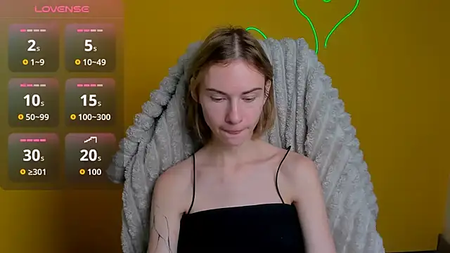 Fiona Night online show from December 16, 12:20 pm