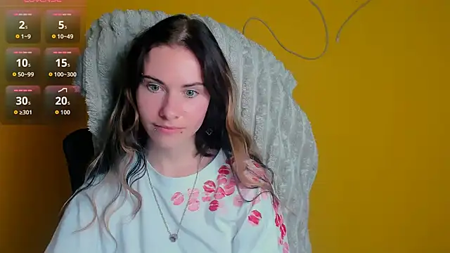 Fiona Night online show from June 16, 11:32 am