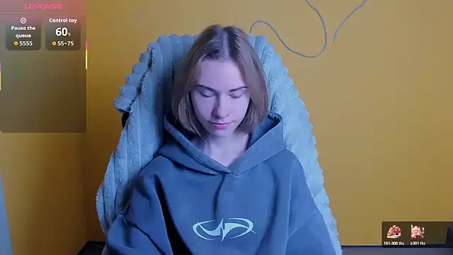 Fiona Night online show from December 19, 6:27 am