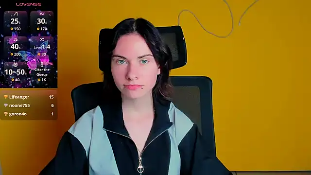 Fiona Night online show from May 11, 4:04 pm