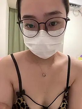 Snapshot of xiaoyusu-88 chatting on July 15, 2:35 pm xiaoyusu-88 online show from July 15, 2:35 pm