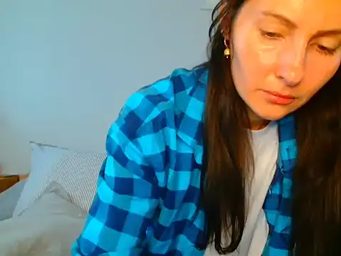 Irina9793 online show from January 7, 9:25 am