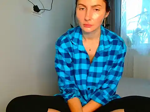 Irina9793 online show from June 3, 5:08 am