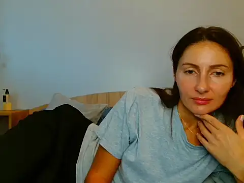 Snapshot of Irina9793 chatting on October 8, 9:22 am Irina9793 online show from October 8, 9:22 am
